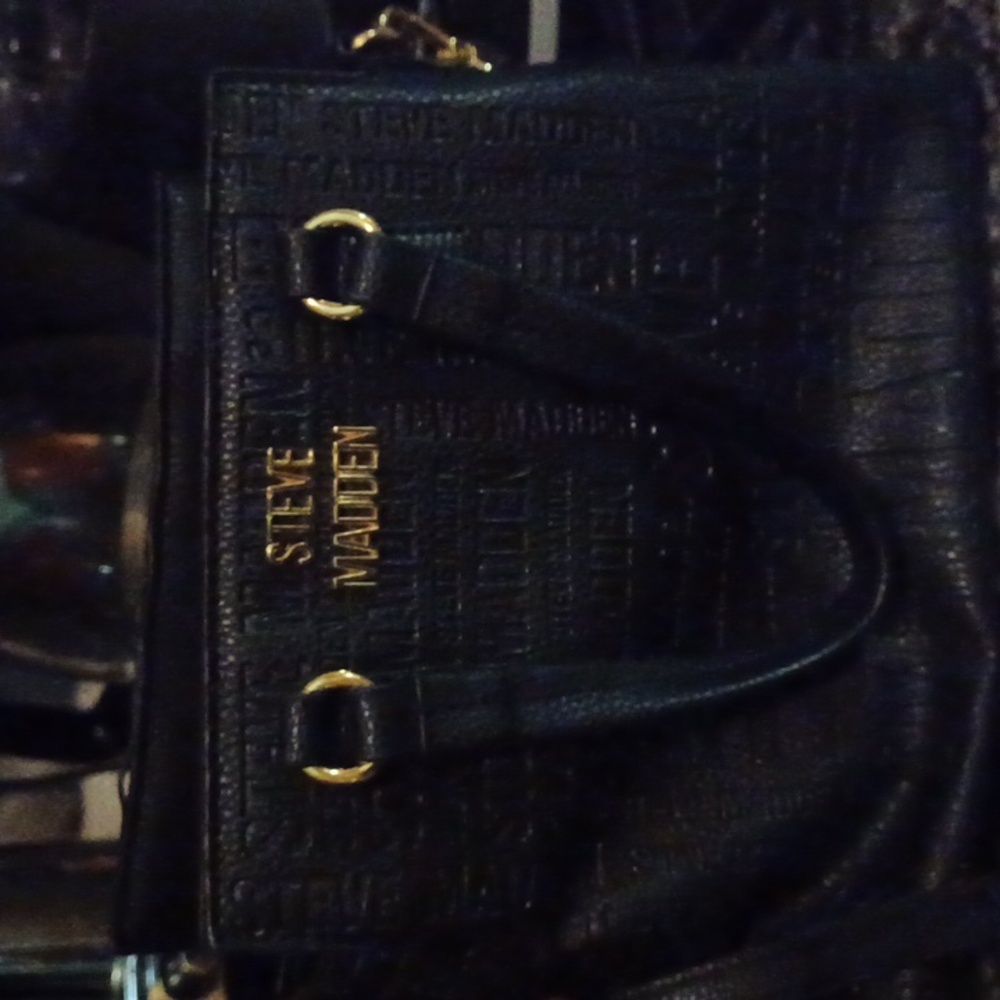 Resale - Picture 3 of 3